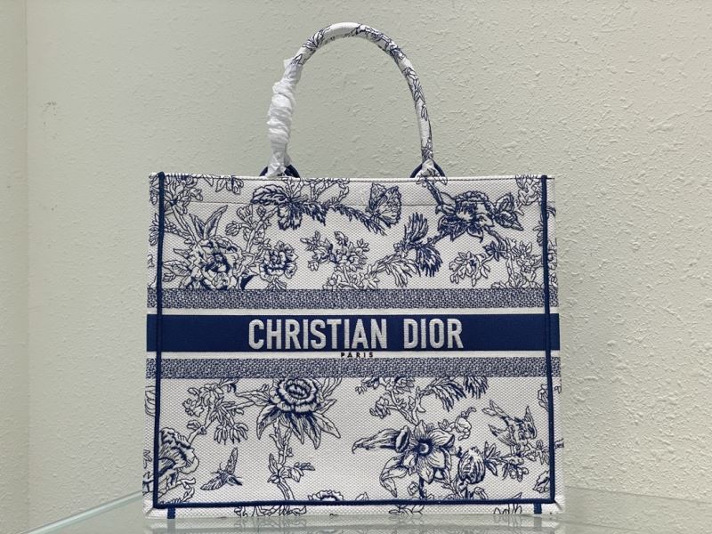 Dior Shopping Bags